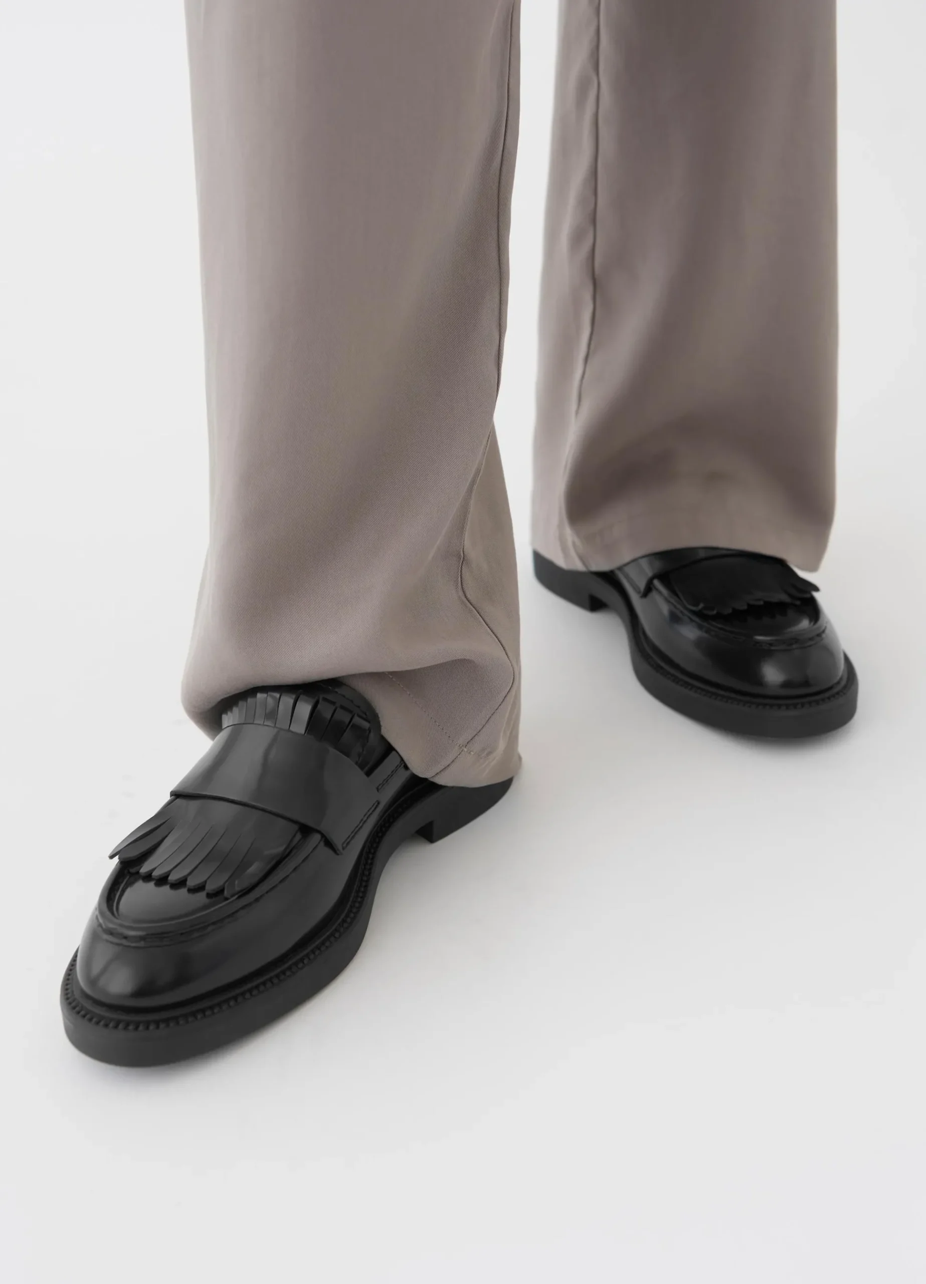 ALEX W LOAFER
