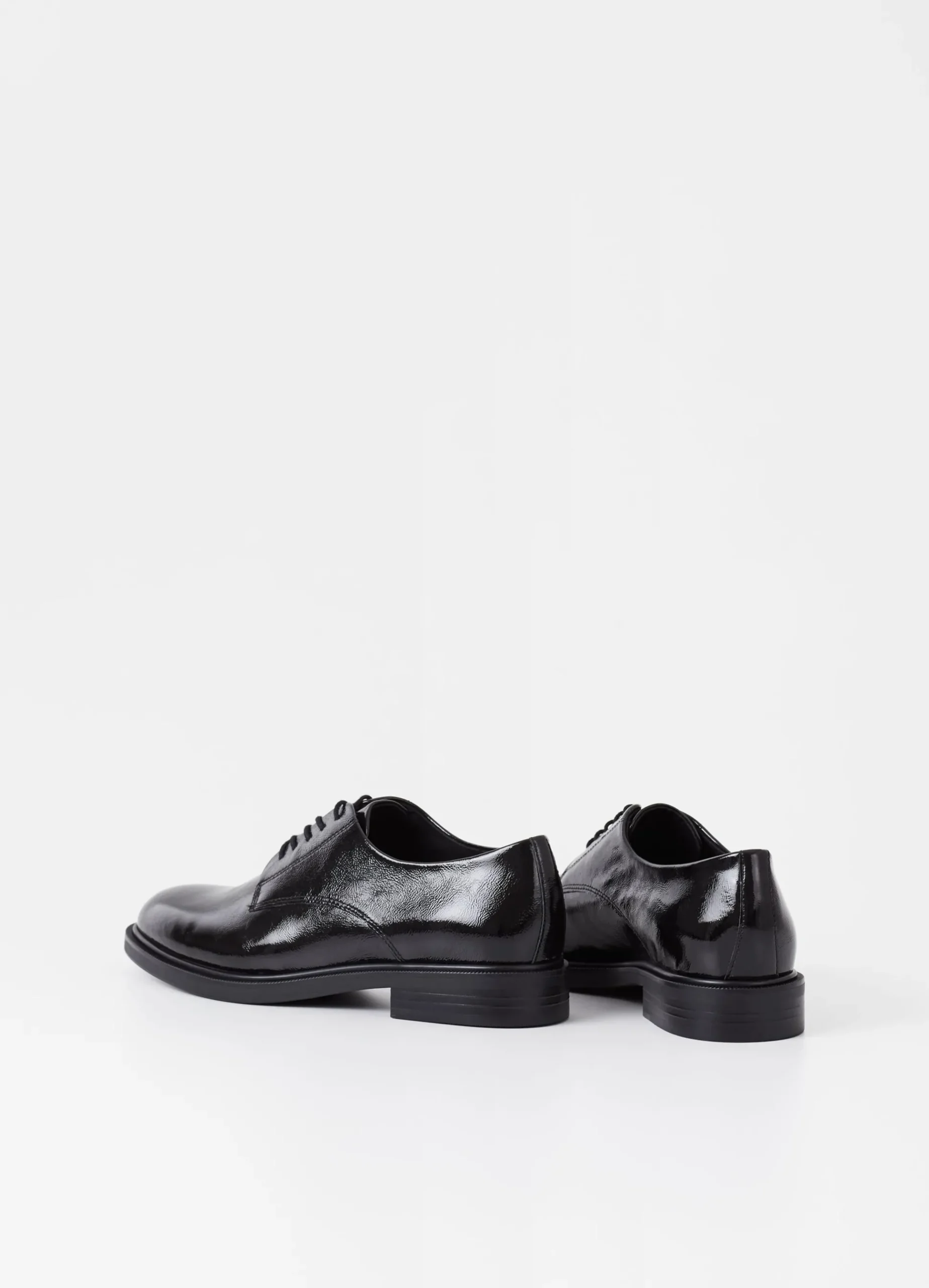 AMINA SCHOENEN