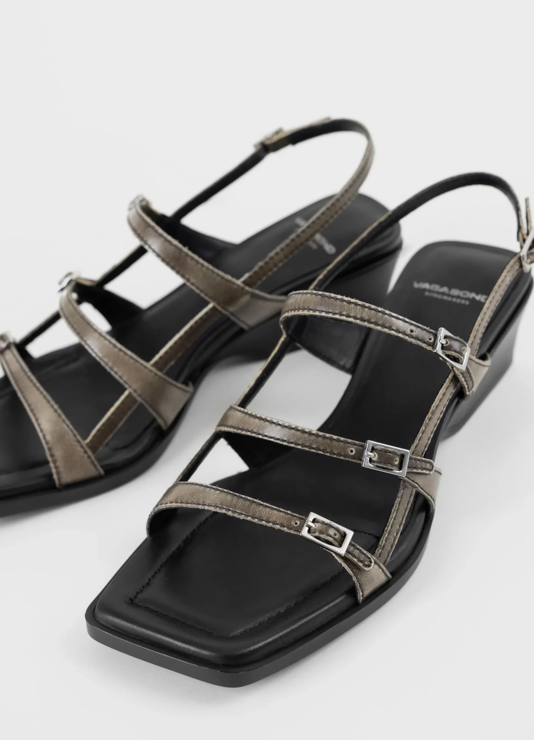 BESSIE SANDALEN