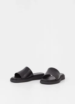CONNIE SANDALEN
