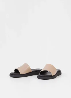 CONNIE SANDALEN