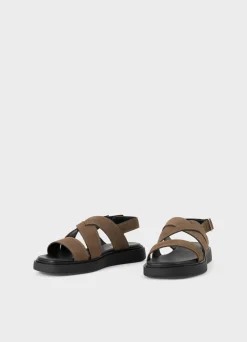 CONNIE SANDALEN