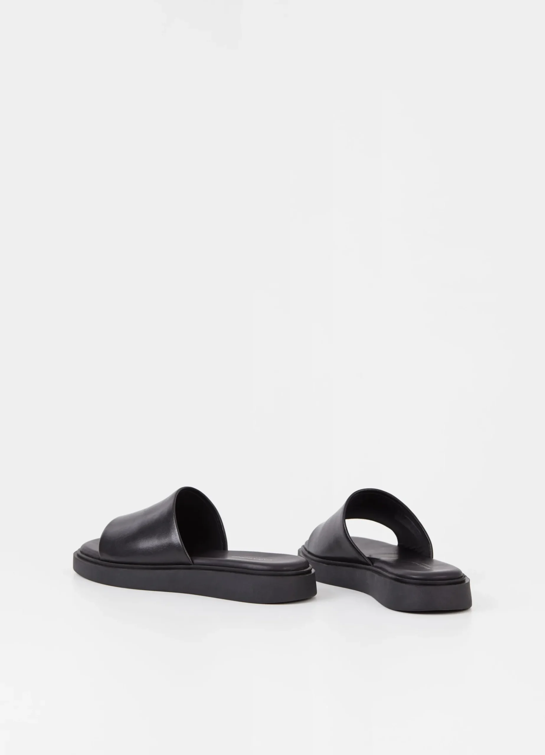 CONNIE SANDALEN