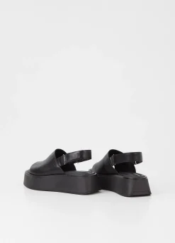 COURTNEY SANDALEN