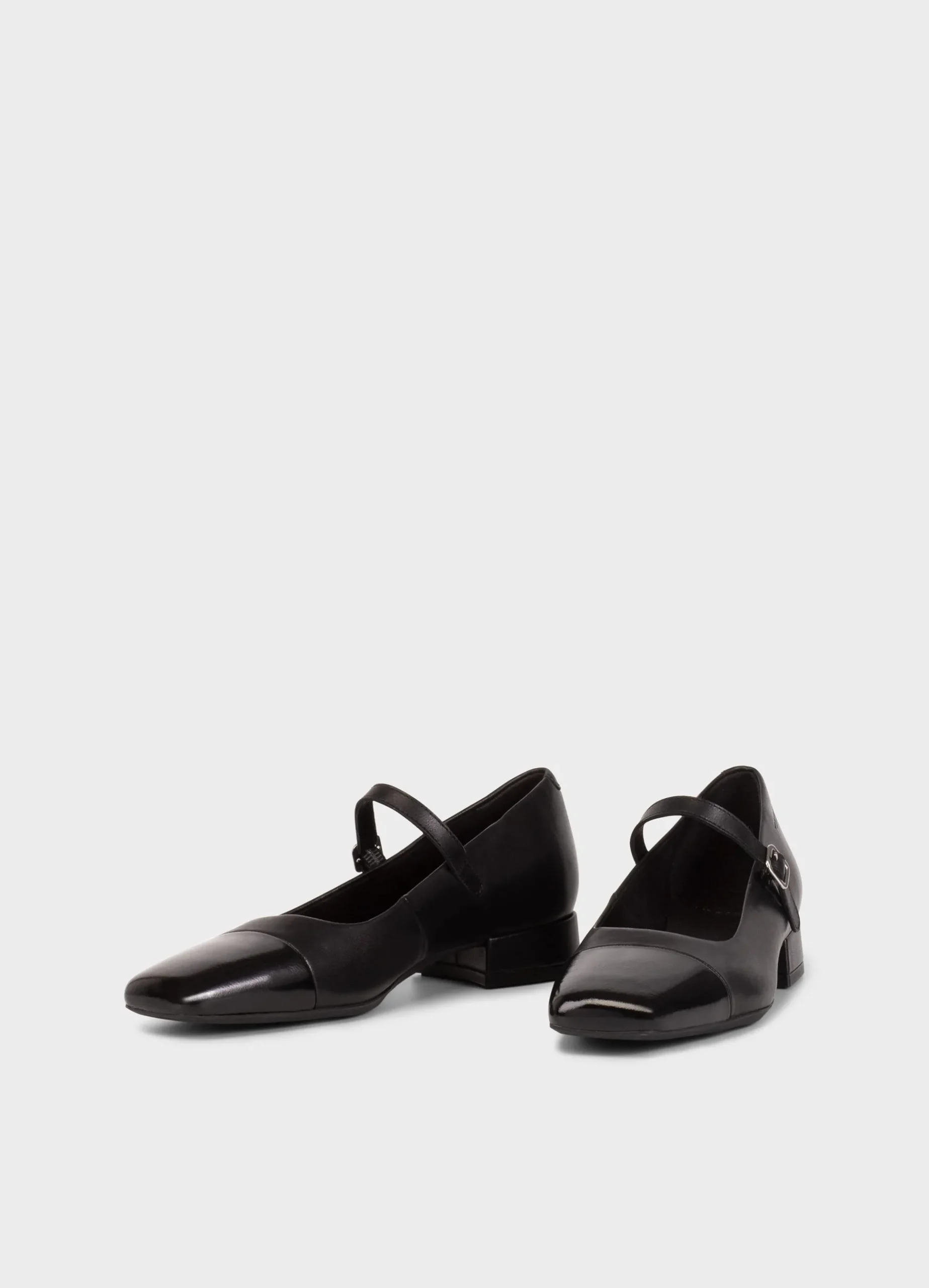 DEBBI PUMPS
