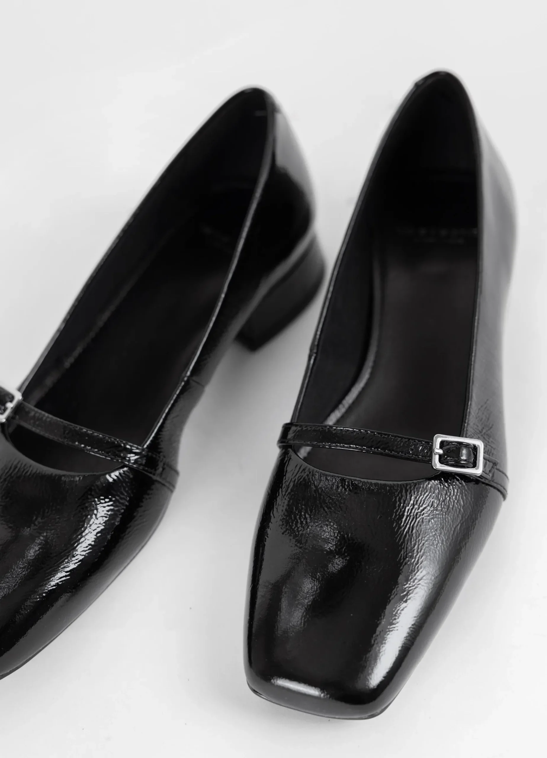 DEBBI PUMPS