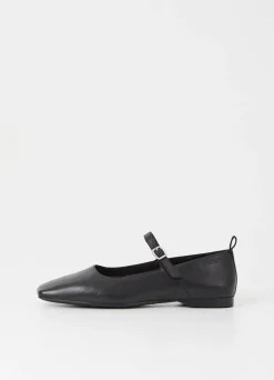 DELIA SCHOENEN
