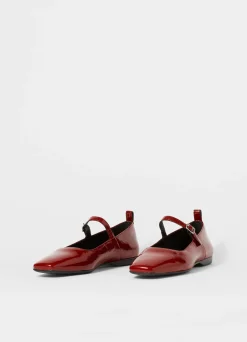 DELIA SCHOENEN