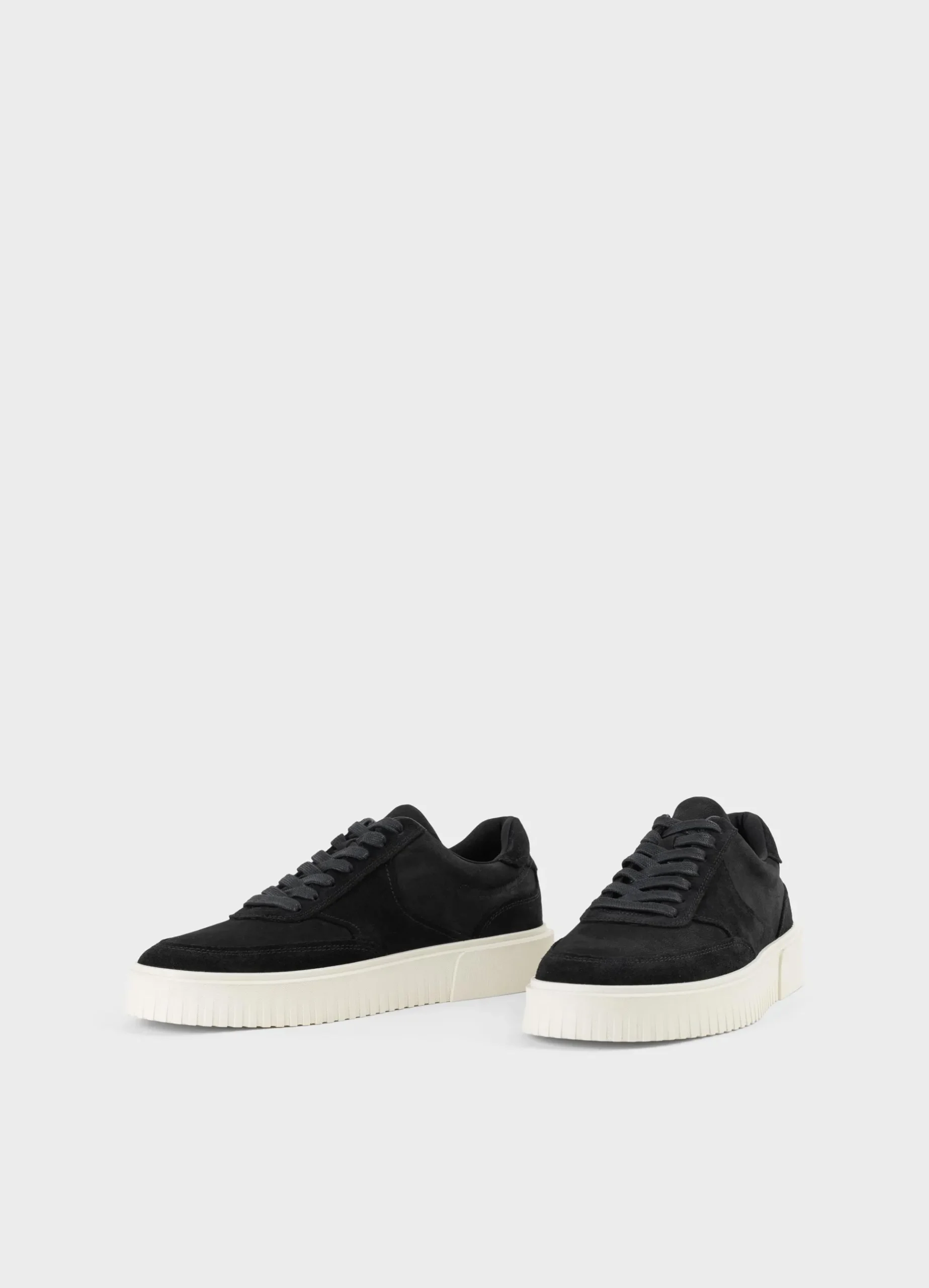DEREK SNEAKERS