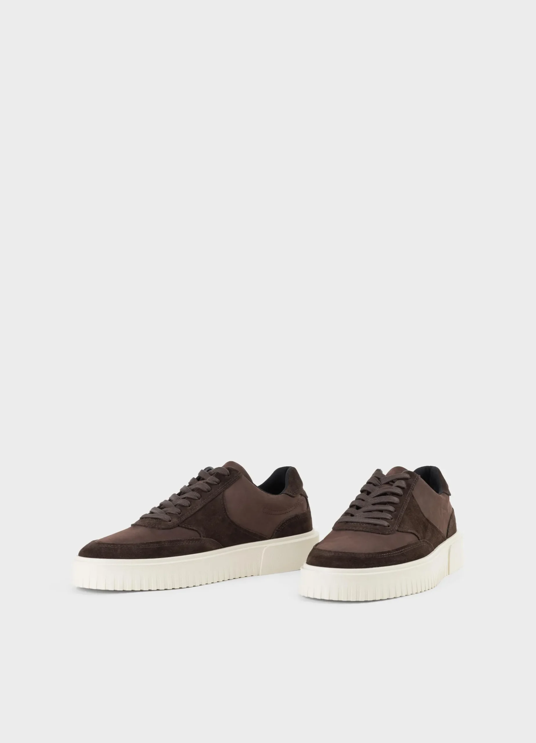 DEREK SNEAKERS