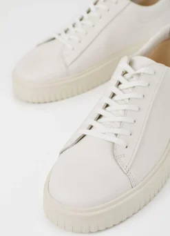 DEREK SNEAKERS