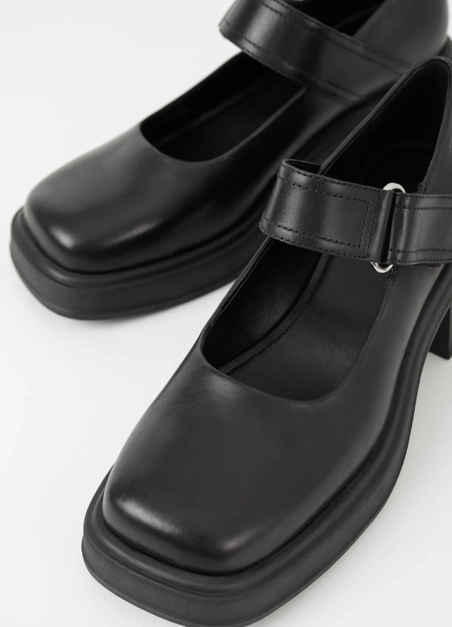 DORAH PUMPS