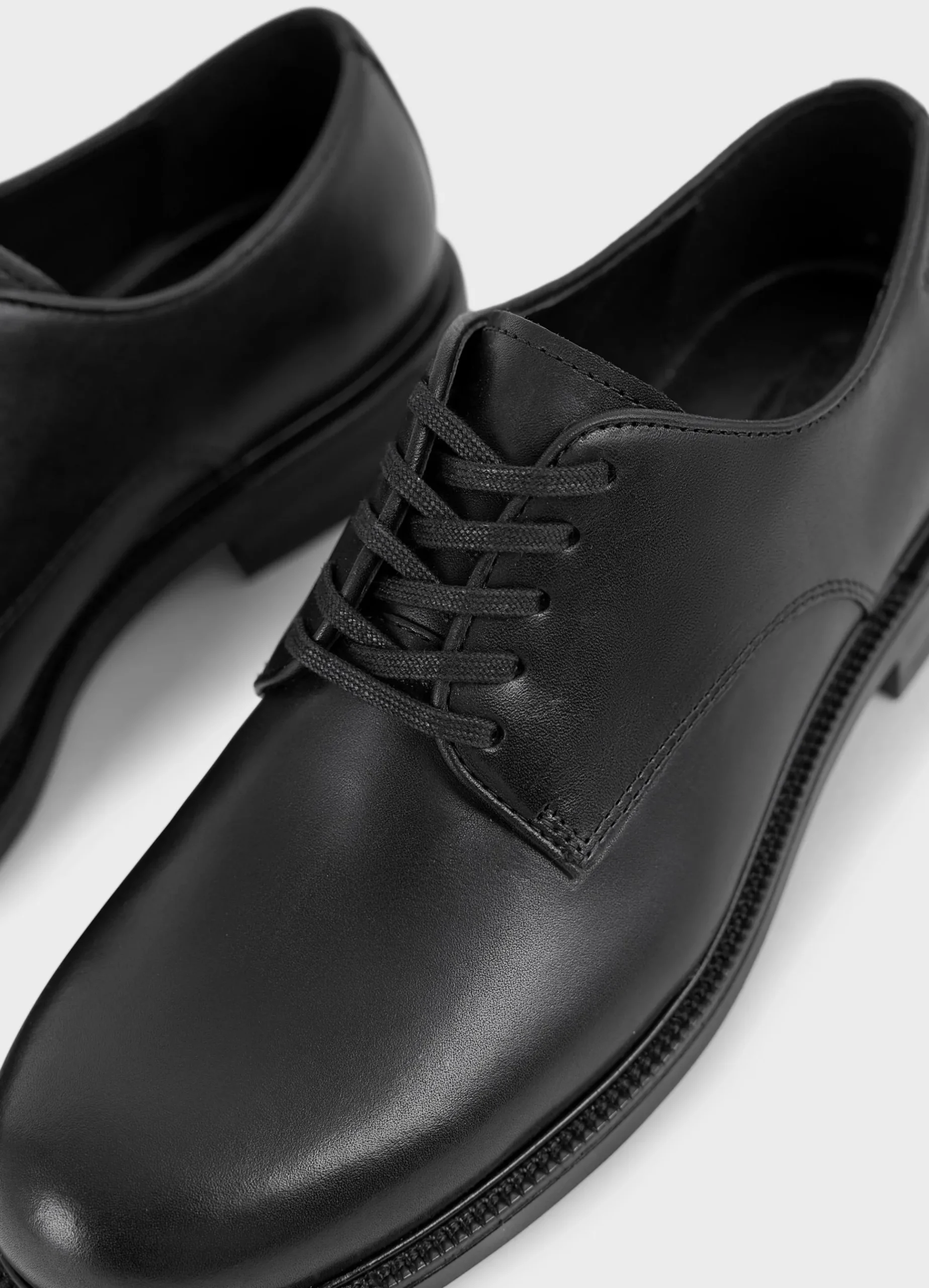 FLOYD SCHOENEN