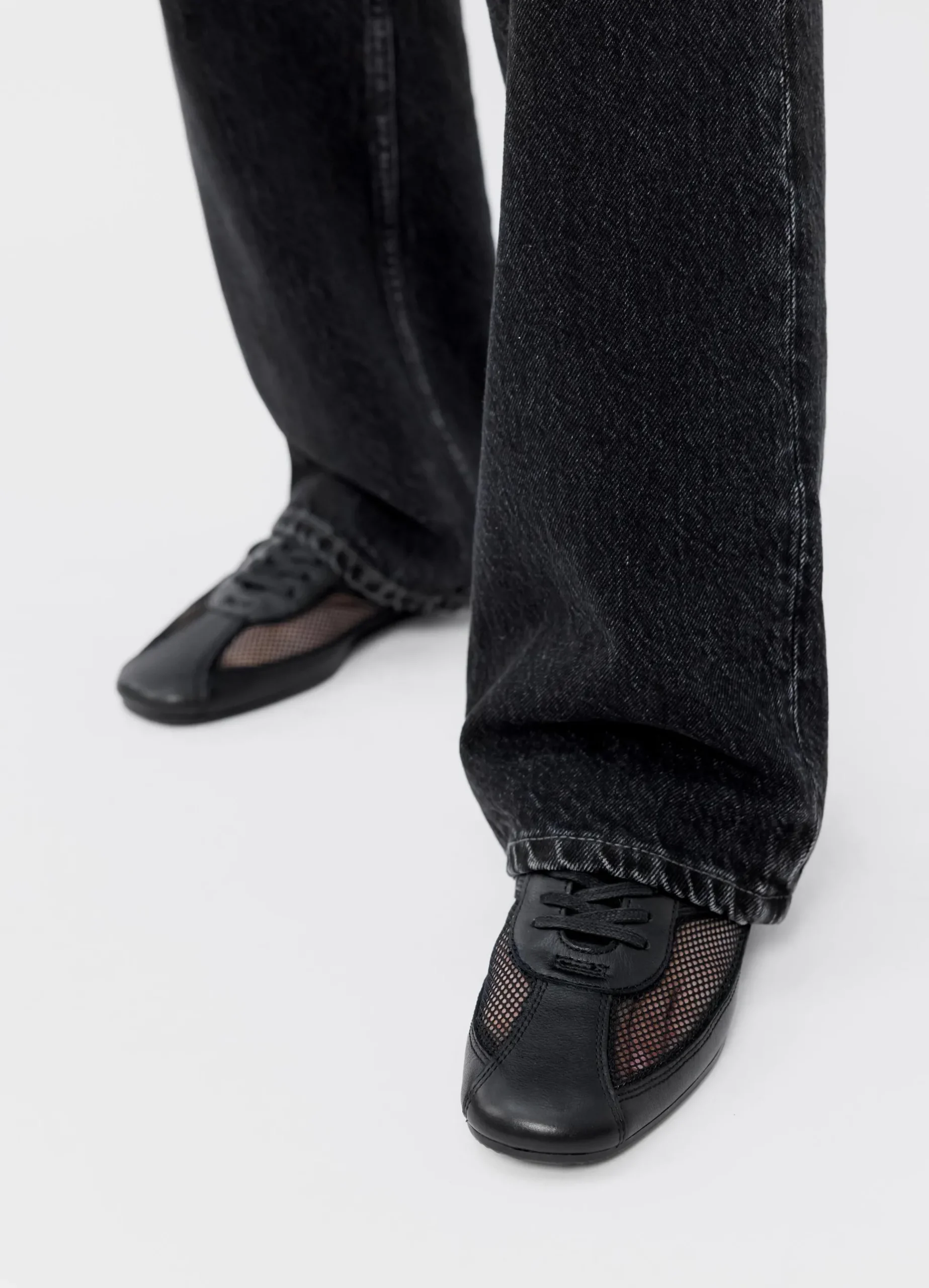 HILLARY SNEAKERS