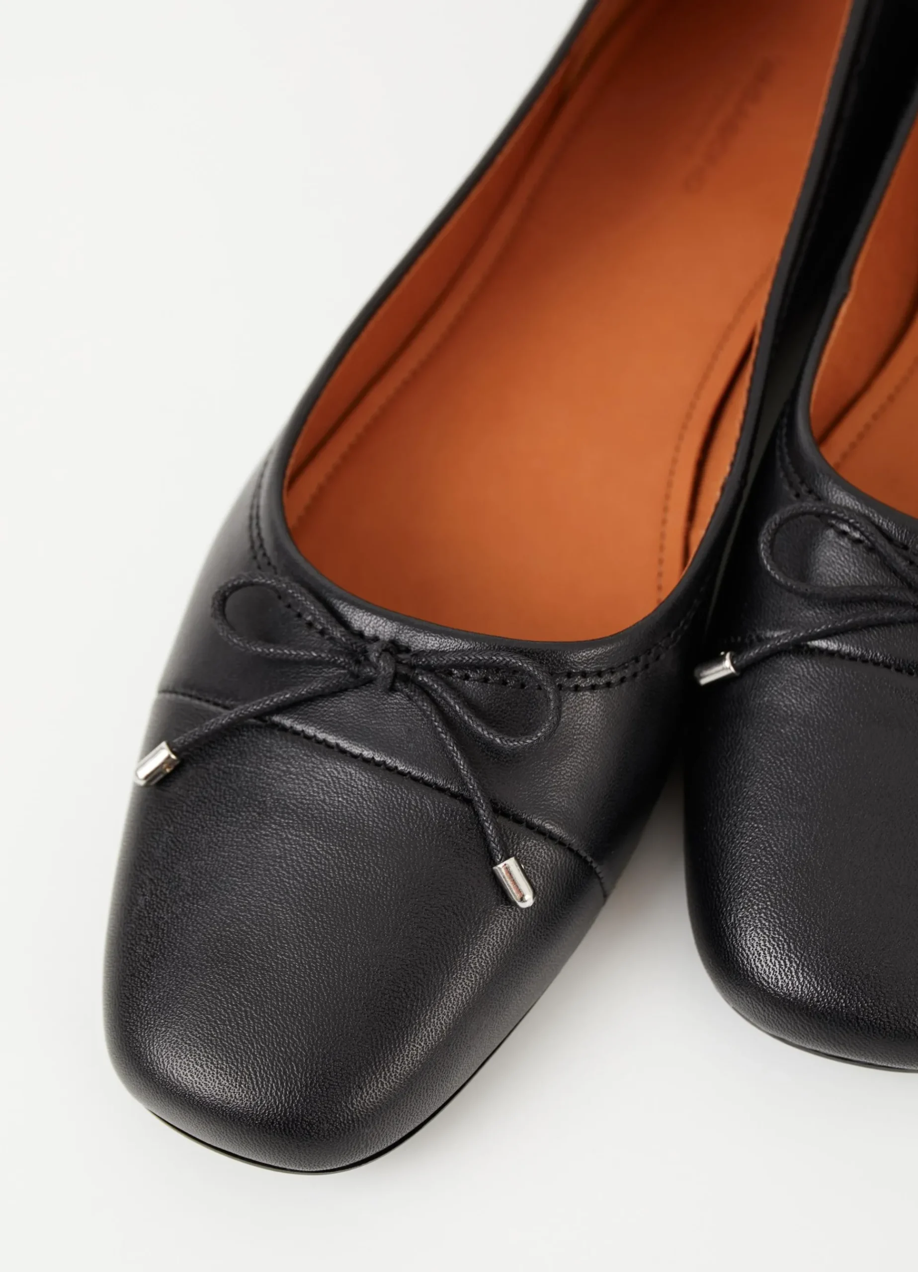 JOLIN SCHOENEN