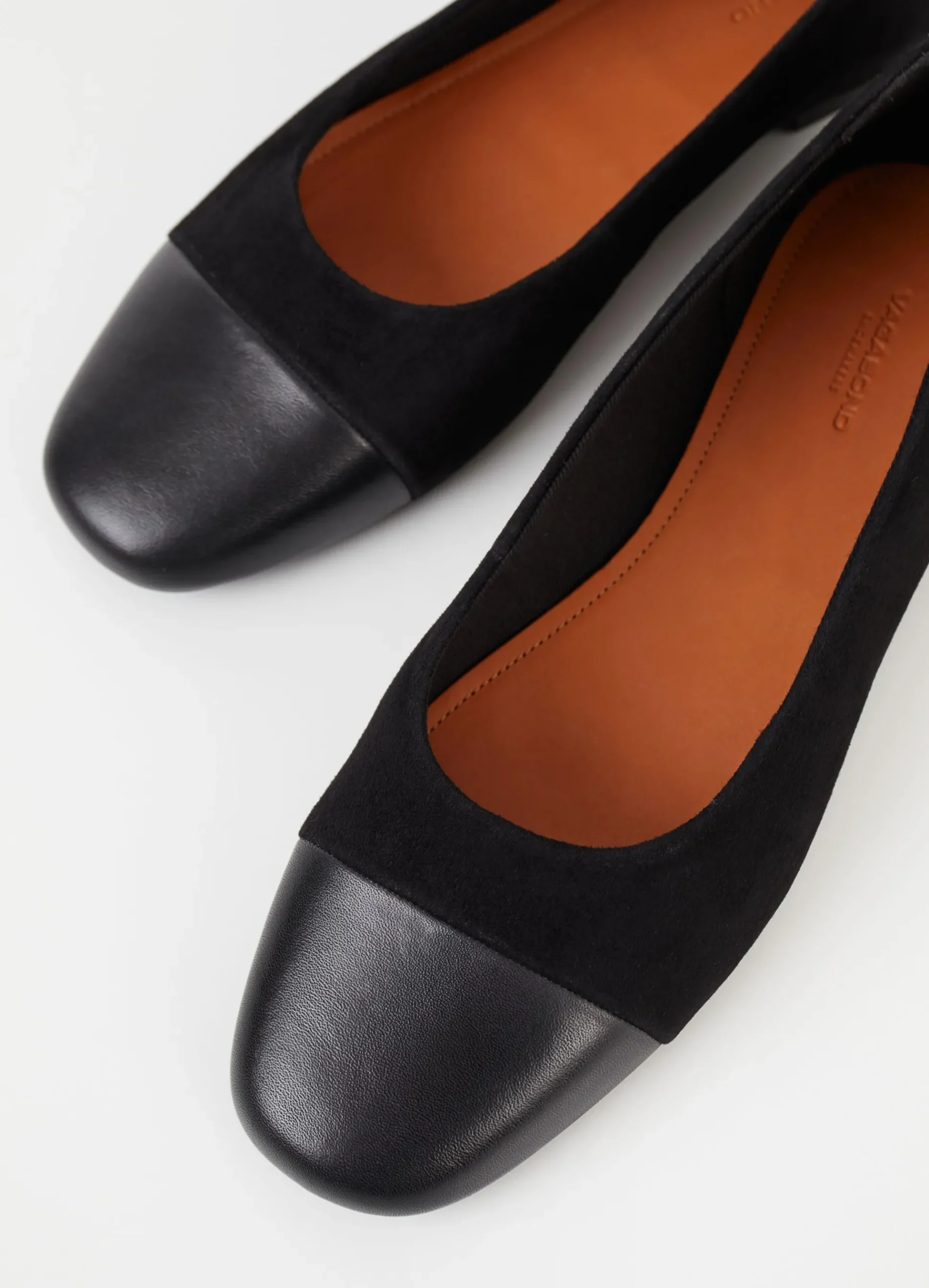 JOLIN SCHOENEN