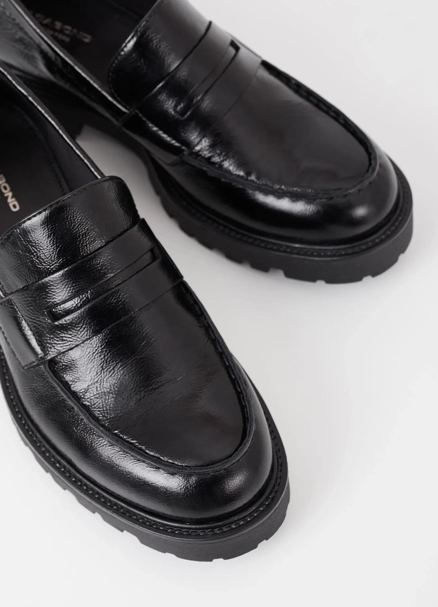 KENOVA LOAFER