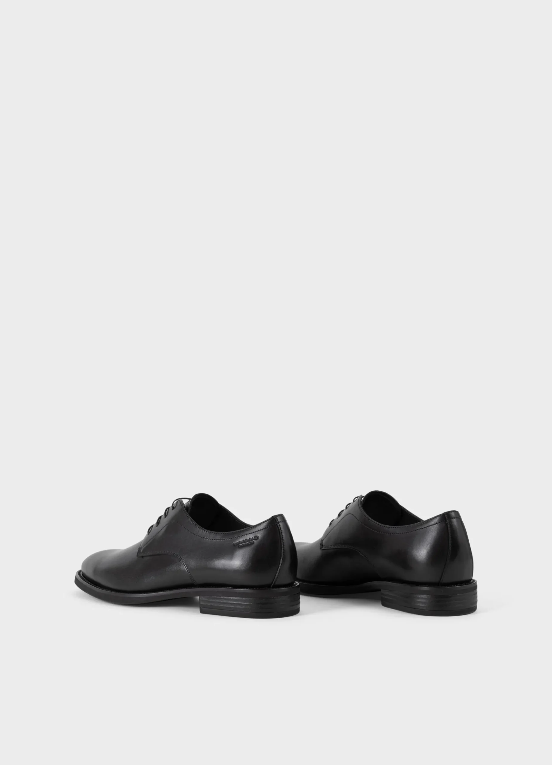 MARIO SCHOENEN