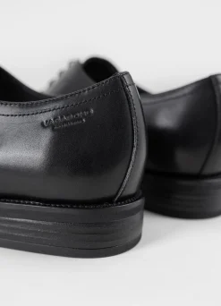 MARIO SCHOENEN