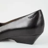 SONYA PUMPS