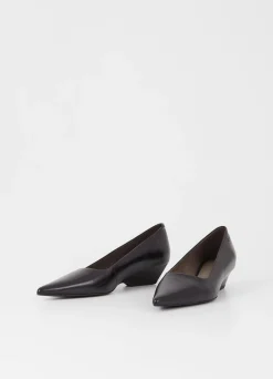 SONYA PUMPS