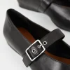 WIOLETTA SCHOENEN