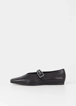 WIOLETTA SCHOENEN
