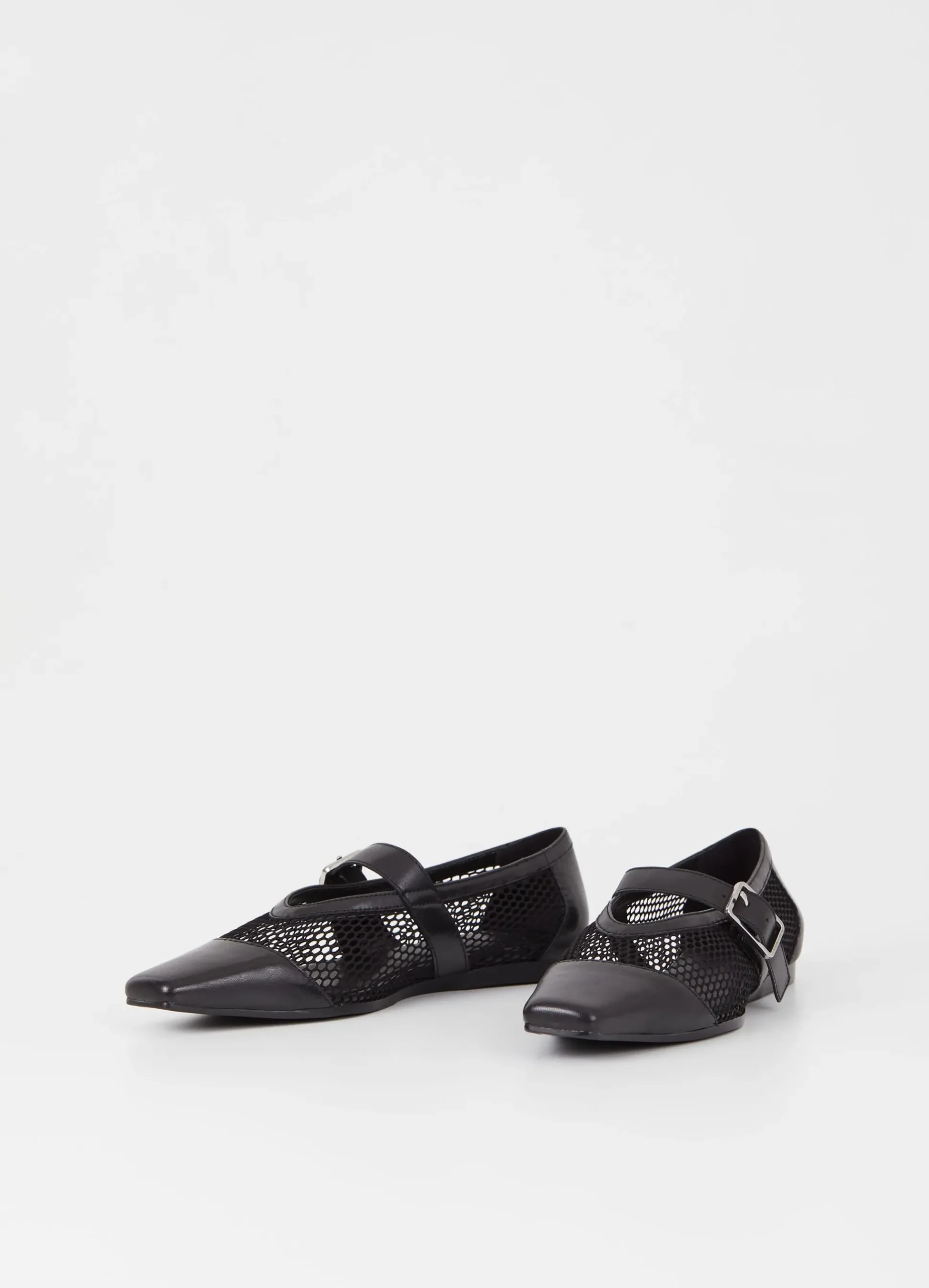 WIOLETTA SCHOENEN