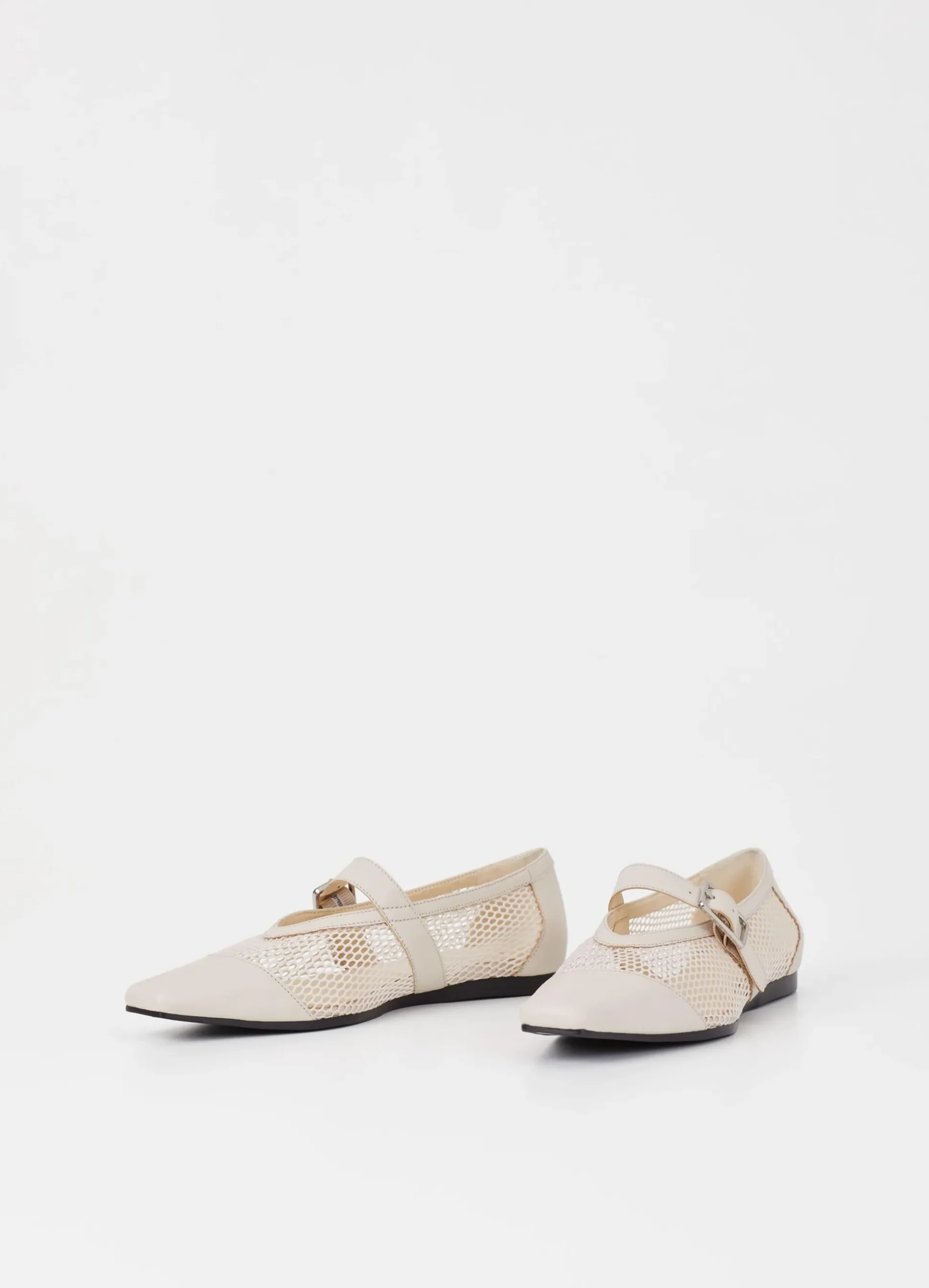 WIOLETTA SCHOENEN