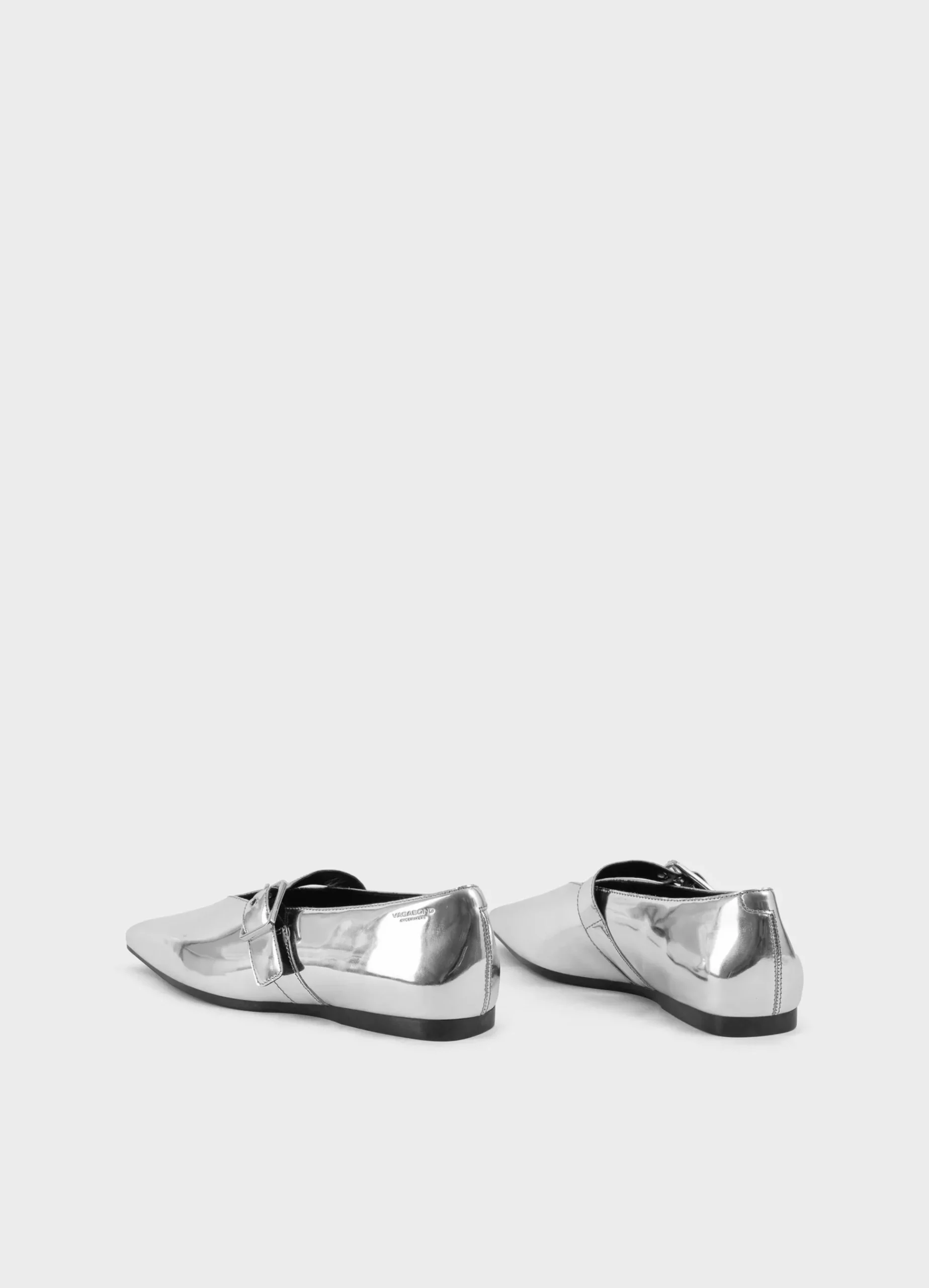 WIOLETTA SCHOENEN