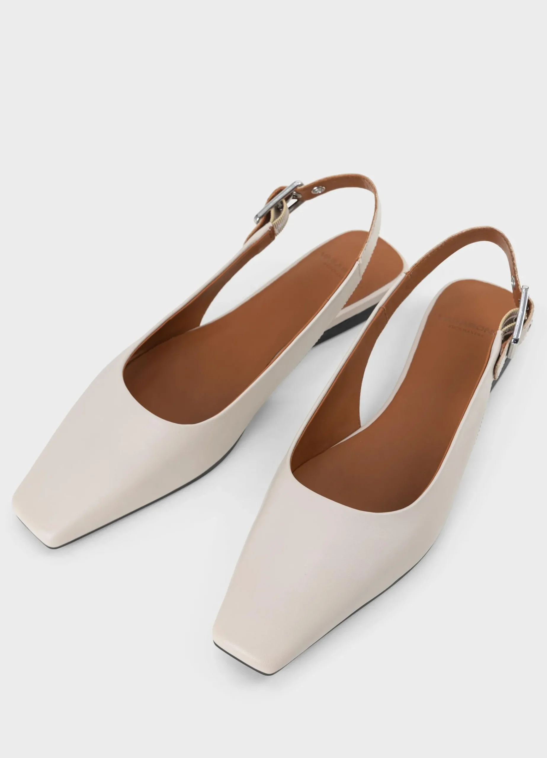 WIOLETTA SCHOENEN